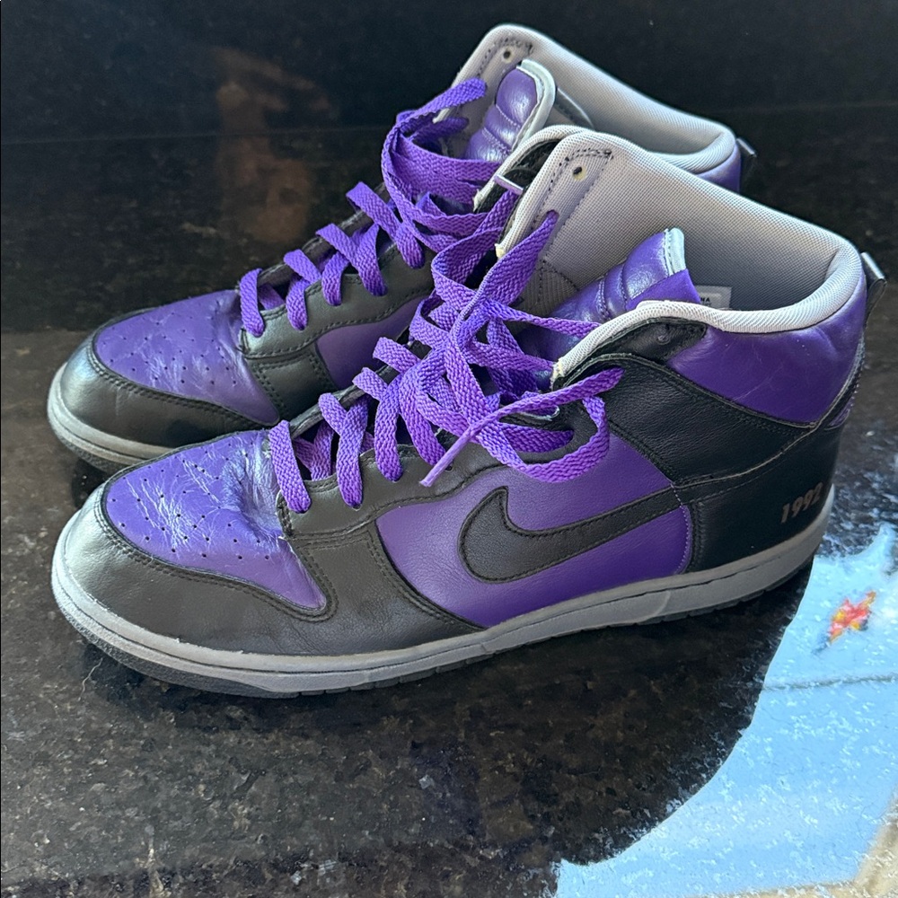 Nike Dunk High x Fragment Design Black and Purple High-Tops - Picture 2 of 6